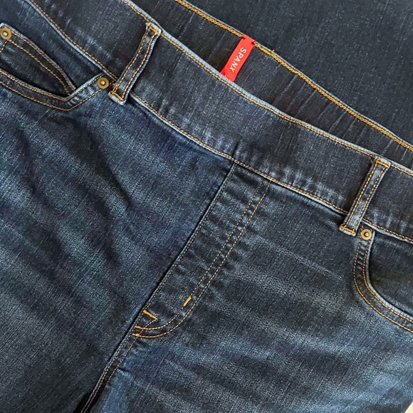 Spanx "Flare" Pull-On Jeans — Midnight Wash — Size XL (EUC) - Picture 5 of 5
